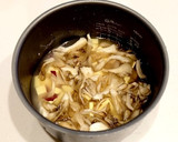 【炊飯器】さつま芋と舞茸の炊き込みごはん作り方2写真