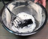 黒胡麻 竹炭 ロールケーキ作り方4写真