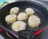 チーズと鶉卵入りかぼちゃのコロッケ作り方6写真