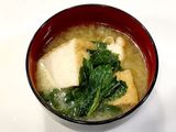 厚揚げとモロヘイヤのお味噌汁♪栄養満点♡