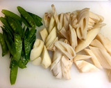 えんどうと蓮根のシャキシャキカレー炒め作り方1写真