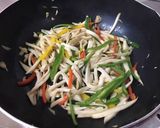 お弁当にも♡エリンギのカレー炒め作り方3写真