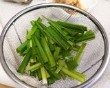 ☆楽安☆鶏肉ともやしとニラのタレいため作り方4写真