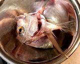 鯛のアラのお吸い物<左利きの方の捌き方>作り方5写真
