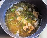 水菜と豚バラ肉の中華スープうどん作り方1写真
