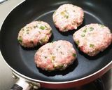 お弁当に☆豚つくねバーグ作り方5写真
