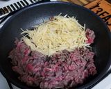 牛肉とスライサーじゃがいものカレー炒め作り方2写真