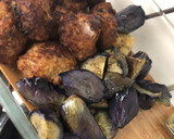 揚げなすと肉団子の黒酢炒め QC 夏野菜作り方2写真