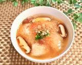 お味噌汁に☘️ちょこっとアボカド&揚げ玉作り方5写真