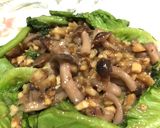 サラダ菜ときのこのくるみ味噌バター和え♡作り方12写真