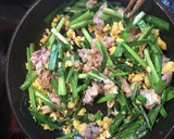 ガツンと来るニラと豚肉と卵のオイマヨ炒め作り方4写真
