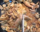 豚ホルモンと鶏皮のスタミナ炒め作り方3写真