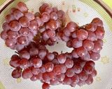 手を汚さずにデラウェアを食べる方法♪作り方6写真