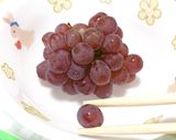 手を汚さずにデラウェアを食べる方法♪作り方11写真