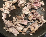 ししとうと豚肉のおかか炒め☆作り方1写真