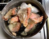 旨味たっぷり♡鮭とじゃがいもの潮汁作り方4写真