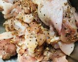 鶏もも肉の塩スパイス炒め●サラダ盛り作り方2写真