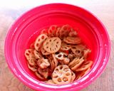 レンジで簡単！れんこんと豚肉のピリ辛煮作り方4写真