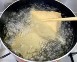 おいもとろける＊鶏ひき肉と厚揚げの煮物＊作り方2写真