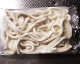 冷凍うどんで簡単♪バター醤油うどん作り方1写真
