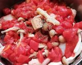 超簡単　手羽元のトマト煮込み作り方2写真