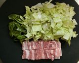 回鍋肉焼きうどん♪作り方1写真