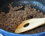 肉そぼろとスプラウトのおにぎらず作り方1写真