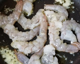 ☆簡単♪トマトとエビのガーリック炒め☆作り方3写真