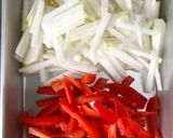 大根とオクラ・パプリカの胡麻酢和え作り方1写真