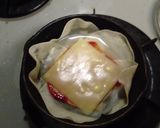 餃子の皮で作る！簡単ピザ風パリパリチーズ作り方2写真
