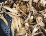 ささがきゴボウの水煮と舞茸のきんぴら風！作り方5写真
