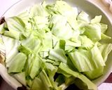 キャベツと蒸し鶏の塩昆布和え作り方1写真