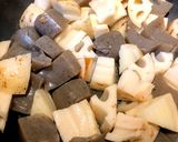 手羽先、蓮根、こんにゃくの煮物作り方6写真