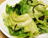 簡単副菜⭐レタスと塩昆布のごまポン和え⭐作り方3写真