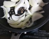 鶏ハラミと玉ねぎ炒め、コロッケプレート作り方1写真
