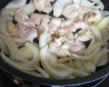 鶏ハラミと玉ねぎ炒め、コロッケプレート作り方2写真