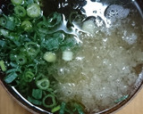 大根おろしともずくと葱の冷たいお吸い物作り方3写真