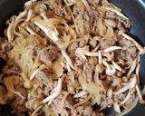 きのこと牛コマ肉の赤ワイントマト煮込み作り方6写真