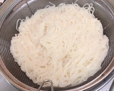 豆苗と干しエビのベトナム風にゅうめん作り方7写真