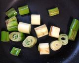 豚肉のねぎのピリ辛味噌炒め作り方2写真