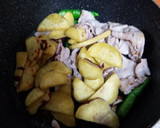 さつまいもと豚肉のおかず炒め作り方3写真