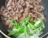 麻辣香鍋：シビ辛な牛肉と筍と蓮根の炒め物作り方7写真