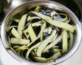 茄子の皮の浅漬け作り方1写真