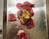 牛肉とプルーンの赤ワイン煮込み作り方2写真