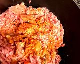 食べるラー油で 簡単!基本の肉味噌作り方1写真