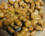 毎日の納豆●ゆで玉子をくずして作り方1写真