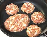 あらびきハンバーグ⭐️舞茸パプリカソース作り方4写真