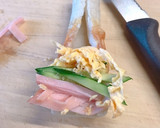 冷やし中華の残り具材で♪クルクルちくわ作り方3写真