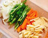 豚こま肉の粒マスタードオイマヨ野菜炒め☆作り方1写真