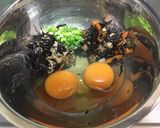 解凍したひじき煮入り☆だし巻き玉子作り方4写真
